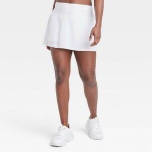 All in Motion White Pleated Skort